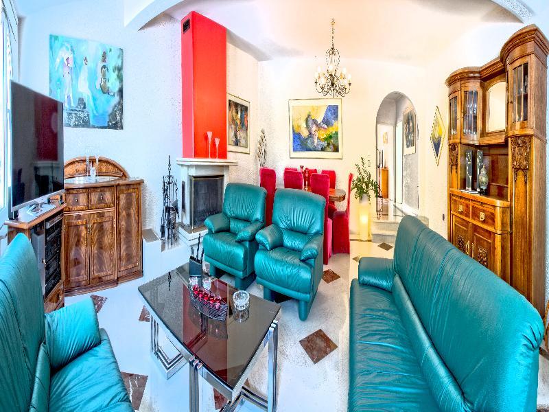 Small Paradise With Private Pool, Jacuzzi And Complete Privacy *