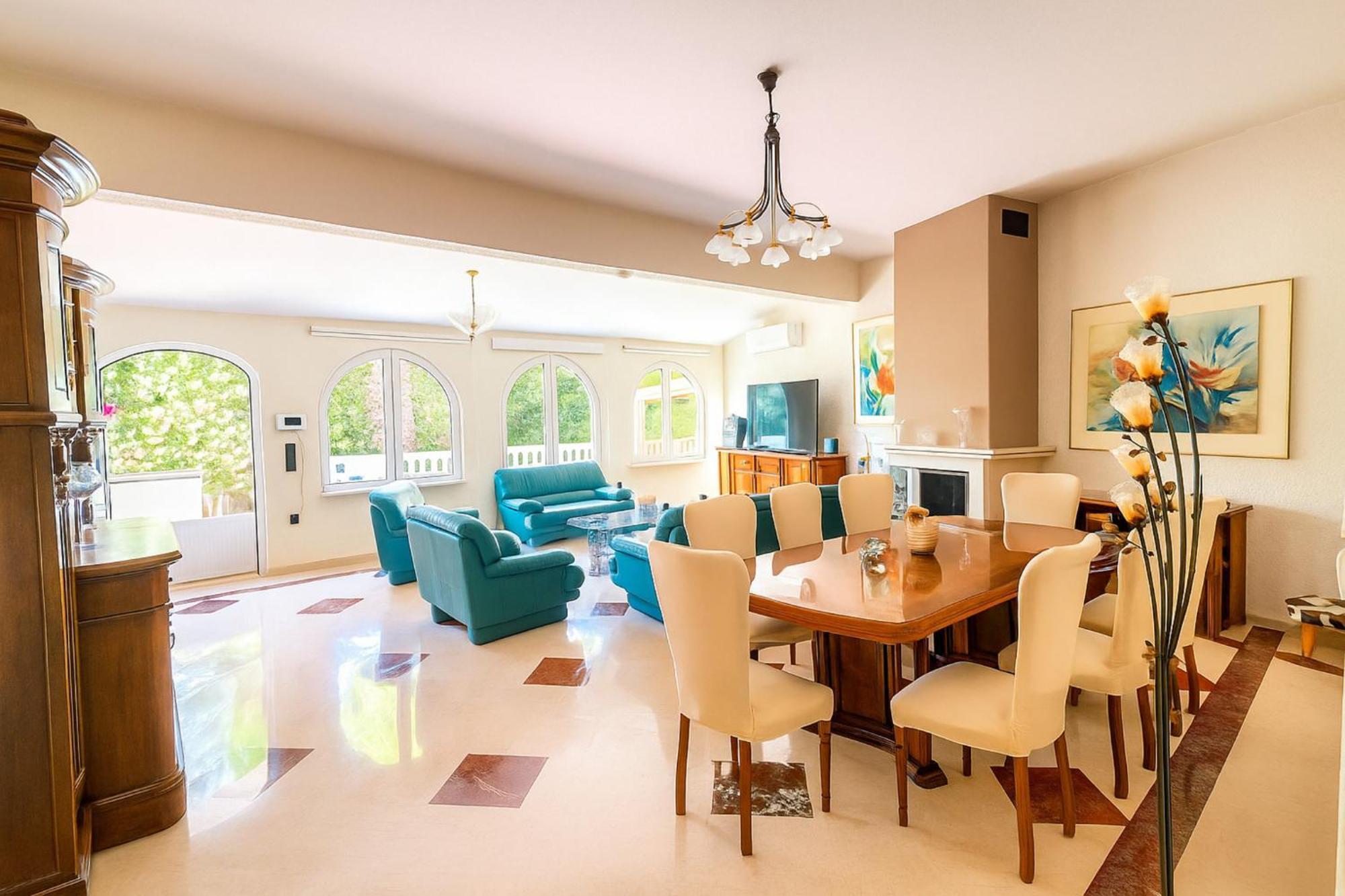 Small Paradise With Private Pool, Jacuzzi And Complete Privacy Villa